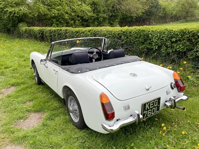 Lot 52 - 1972 MG Midget