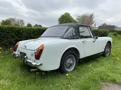 Lot 52 - 1972 MG Midget