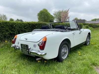 Lot 52 - 1972 MG Midget