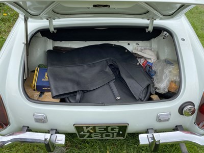 Lot 52 - 1972 MG Midget