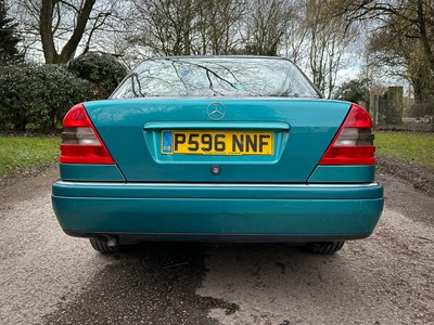Lot 3 - 1997 Mercedes-Benz C180 Elegance