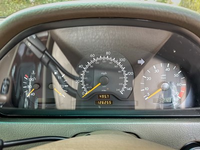 Lot 3 - 1997 Mercedes-Benz C180 Elegance