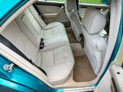 Lot 3 - 1997 Mercedes-Benz C180 Elegance