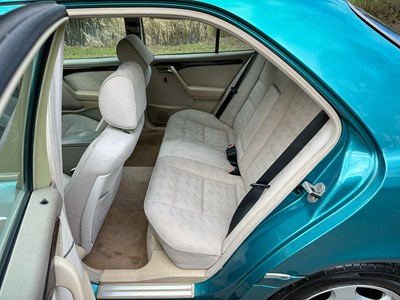 Lot 3 - 1997 Mercedes-Benz C180 Elegance