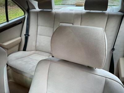 Lot 3 - 1997 Mercedes-Benz C180 Elegance