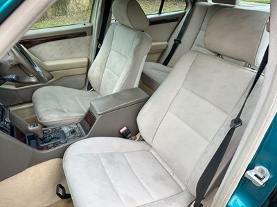 Lot 3 - 1997 Mercedes-Benz C180 Elegance
