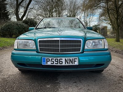 Lot 3 - 1997 Mercedes-Benz C180 Elegance