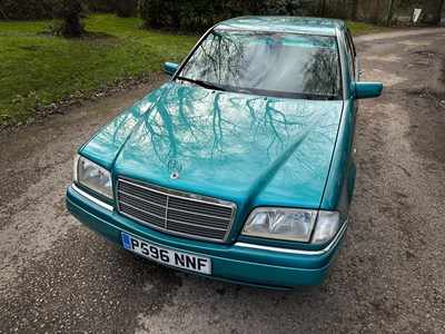 Lot 3 - 1997 Mercedes-Benz C180 Elegance