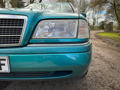 Lot 3 - 1997 Mercedes-Benz C180 Elegance
