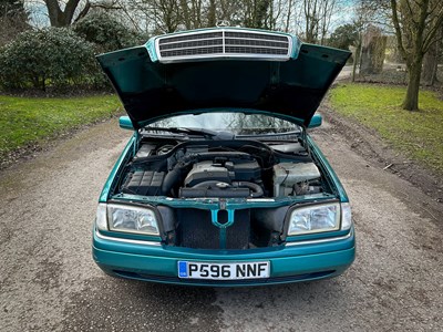 Lot 3 - 1997 Mercedes-Benz C180 Elegance