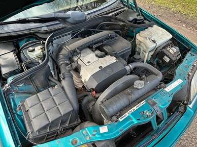 Lot 3 - 1997 Mercedes-Benz C180 Elegance