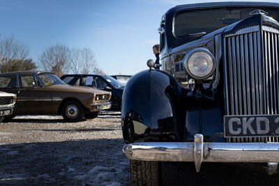 Lot 53 - 1937 Packard Six