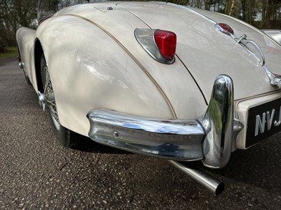 Lot 59 - 1956 Jaguar XK140 SE Roadster