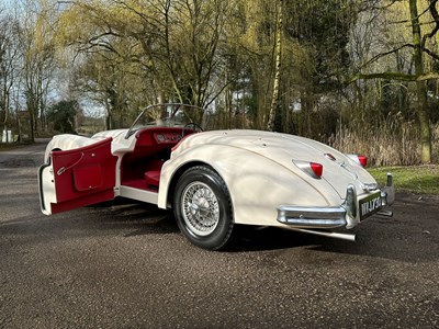 Lot 59 - 1956 Jaguar XK140 SE Roadster