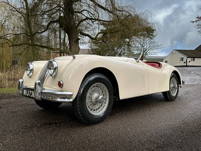 Lot 59 - 1956 Jaguar XK140 SE Roadster