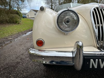 Lot 59 - 1956 Jaguar XK140 SE Roadster