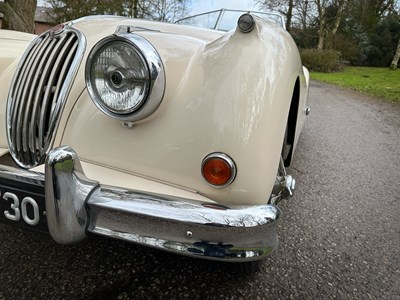 Lot 59 - 1956 Jaguar XK140 SE Roadster
