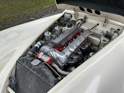 Lot 59 - 1956 Jaguar XK140 SE Roadster