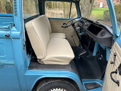 Lot 61 - 1973 Volkswagen T2 Pickup