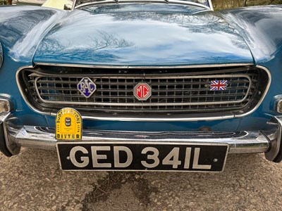 Lot 64 - 1973 MG Midget