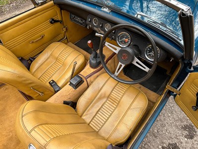 Lot 64 - 1973 MG Midget
