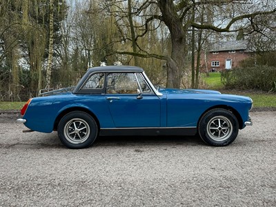 Lot 64 - 1973 MG Midget