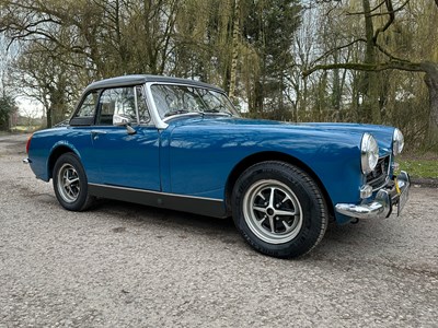 Lot 64 - 1973 MG Midget