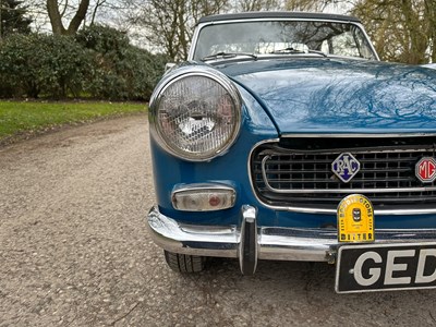 Lot 64 - 1973 MG Midget