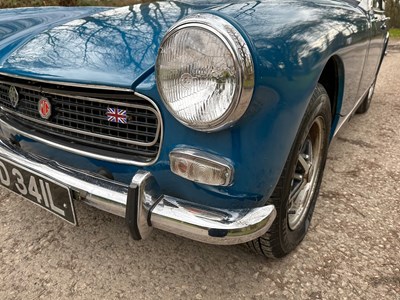 Lot 64 - 1973 MG Midget