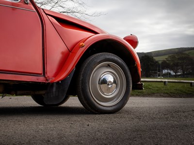 Lot 63 - 1989 Citroën 2CV6 Spécial