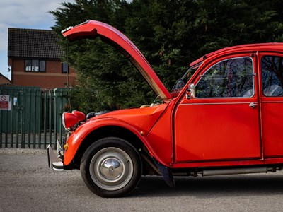 Lot 63 - 1989 Citroën 2CV6 Spécial