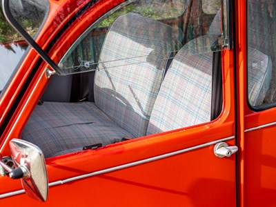 Lot 63 - 1989 Citroën 2CV6 Spécial