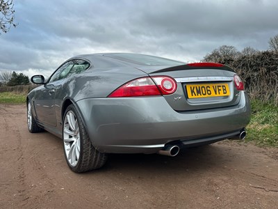 Lot 54 - 2006 Jaguar XK Coupe 4.2