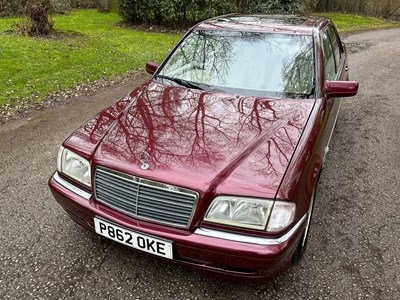 Lot 31 - 1997 Mercedes-Benz C200 Elegance
