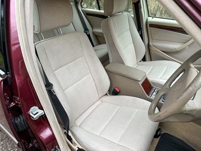 Lot 31 - 1997 Mercedes-Benz C200 Elegance