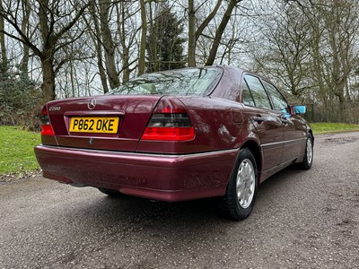 Lot 31 - 1997 Mercedes-Benz C200 Elegance