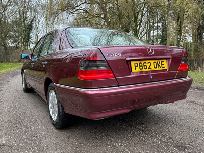 Lot 31 - 1997 Mercedes-Benz C200 Elegance