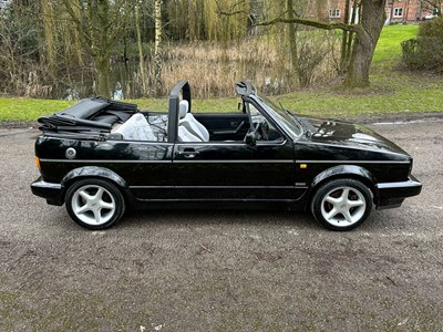 Lot 27 - 1982 Volkswagen Golf Cabriolet GL