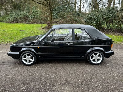 Lot 27 - 1982 Volkswagen Golf Cabriolet GL