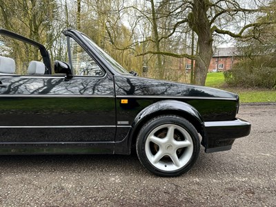 Lot 27 - 1982 Volkswagen Golf Cabriolet GL