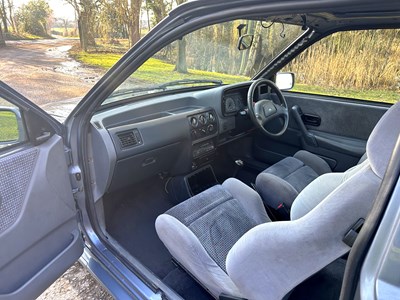 Lot 32 - 1987 Ford Escort RS Turbo S2