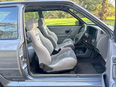 Lot 32 - 1987 Ford Escort RS Turbo S2