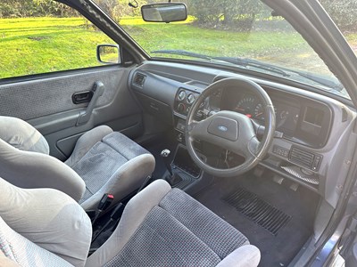 Lot 32 - 1987 Ford Escort RS Turbo S2