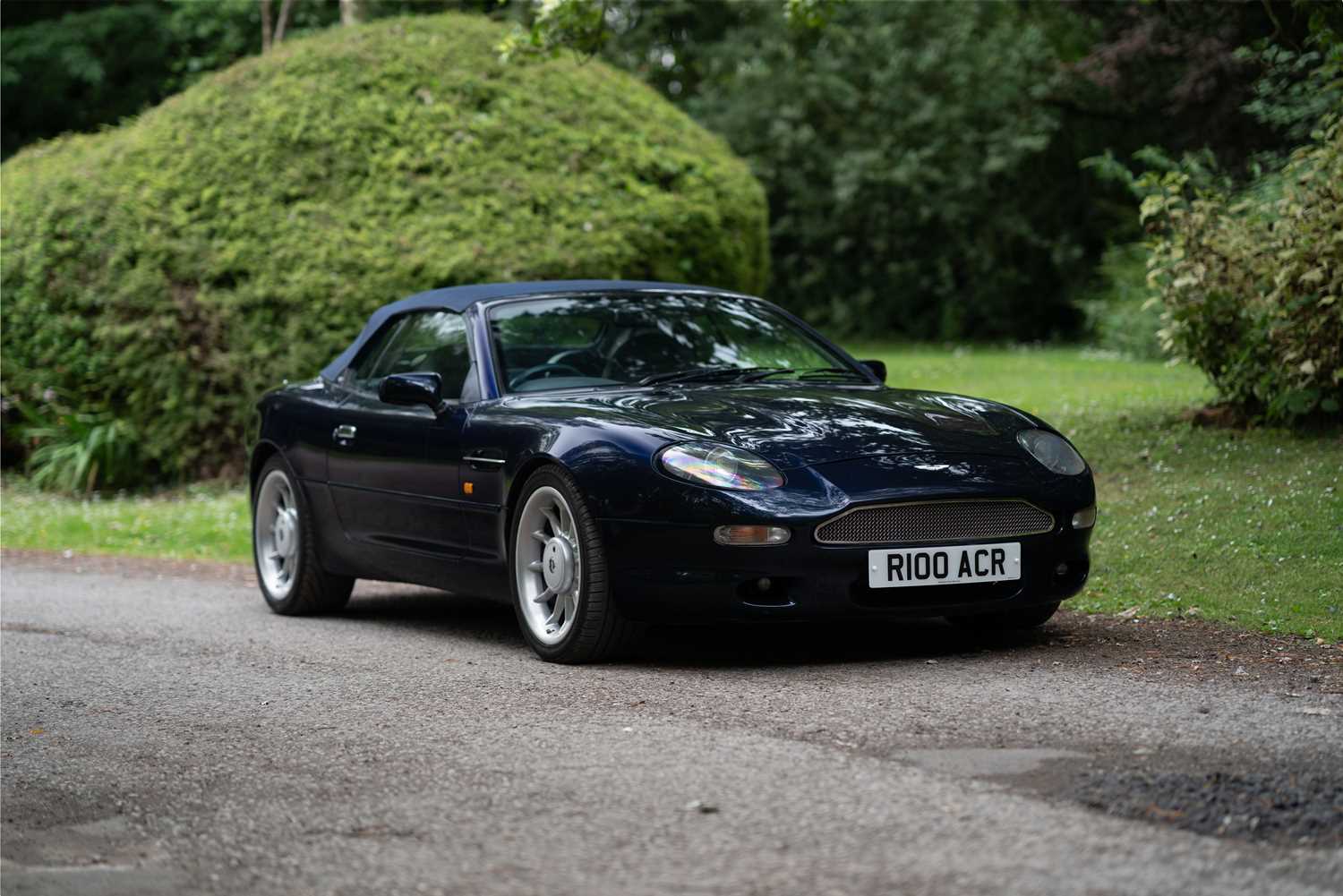 Lot 126 - 1999 Aston Martin DB7 i6 Volante