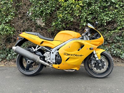 Lot 2 - 1998 Triumph Daytona T595